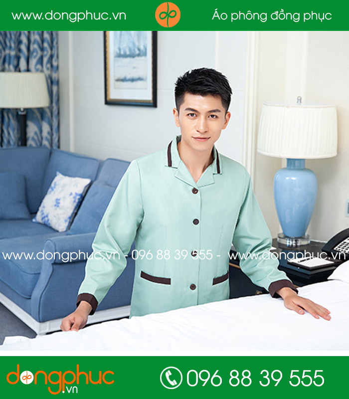 đồng phục vệ sinh màu xanh nhạt viền nâu